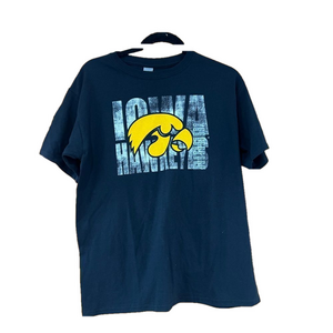 Iowa Hawks Size XL women’s t shirt